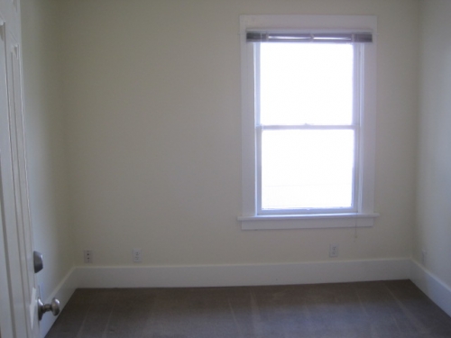 4736 18th NE
