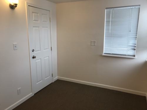 947 N 87th