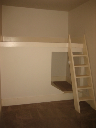 4736 18th NE